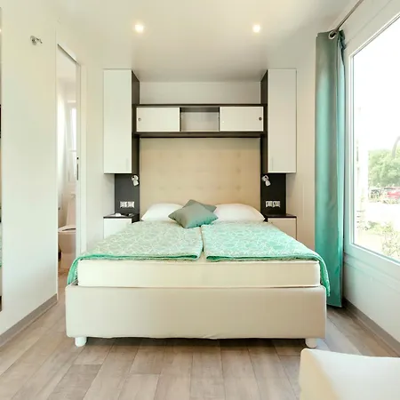 Mobile Homes - Fkk Nudist Solaris 4*