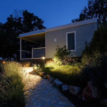Mobile Homes - Fkk Nudist Solaris 4* Tar-Vabriga